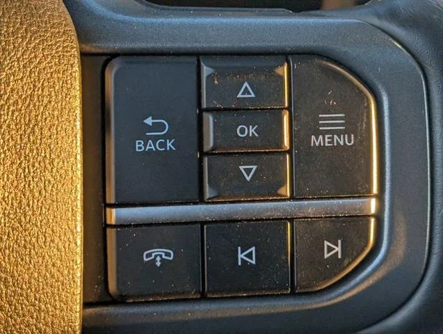 Used 2024 White Metallic Ford Lariat image 47