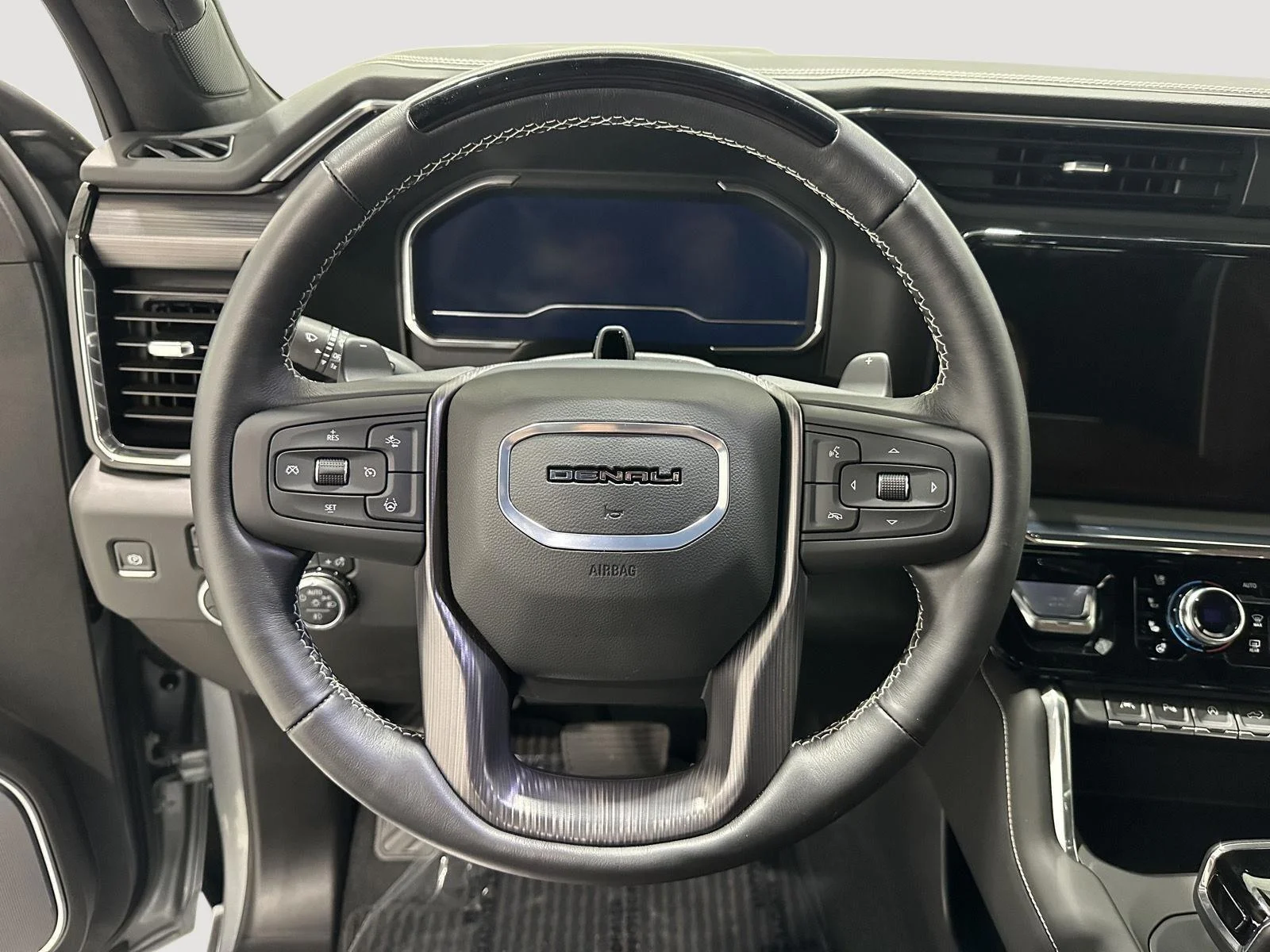 Used 2025 Sterling Metallic GMC Denali Ultimate image 9