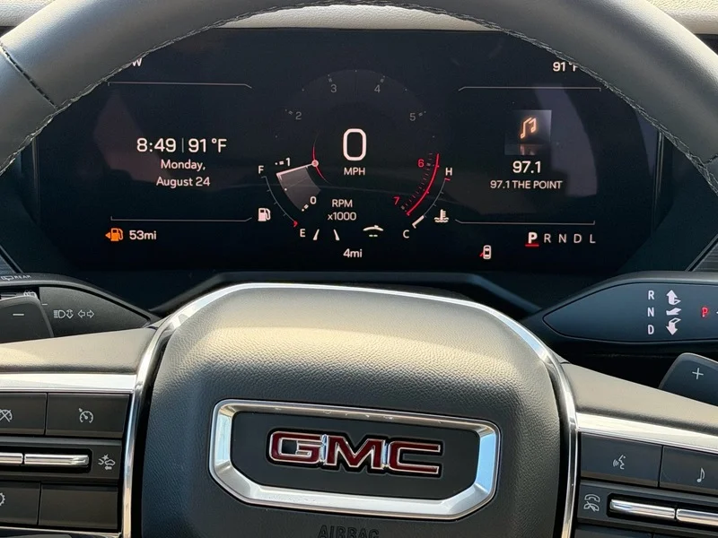 New 2027 Summit White GMC Elevation image 9