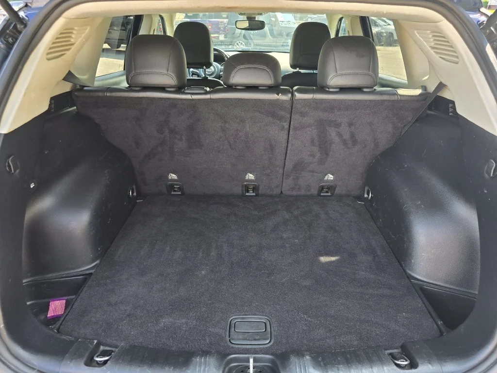 Used 2020 Blue Jeep Limited image 12