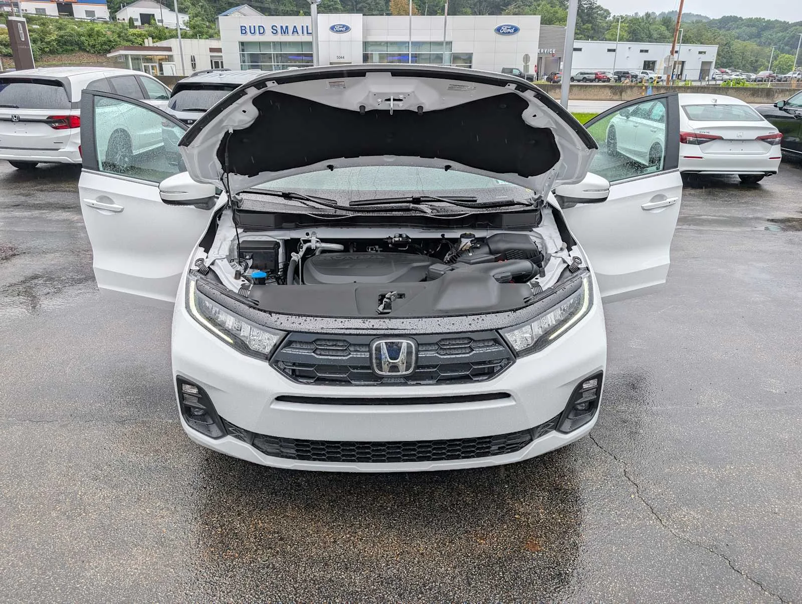 New 2026 Platinum White Pearl Honda EX-L image 10