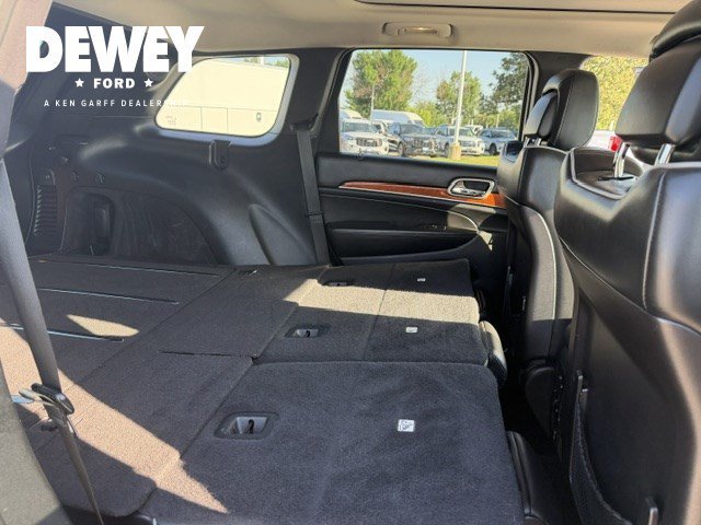 Used 2011 Mineral Gray Clearcoat Metallic Jeep Overland image 34