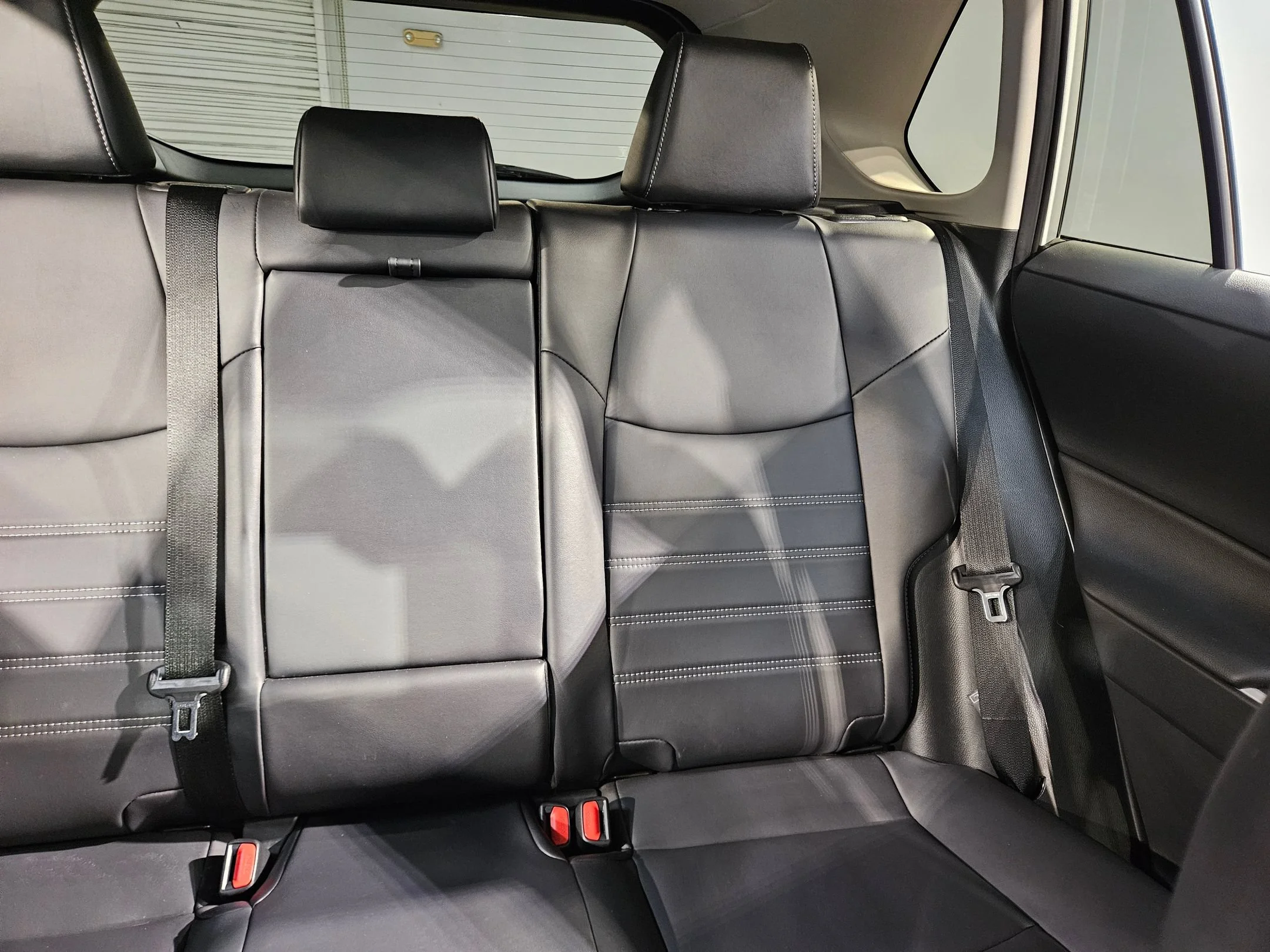Used 2024 Wind Chill Pearl Toyota Hybrid XLE Premium image 14