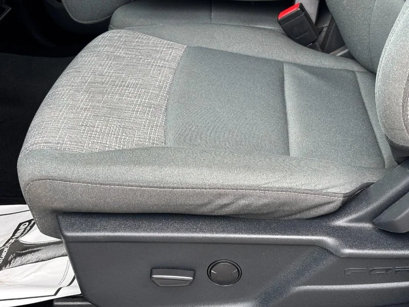 Used 2025 White Ford XLT image 17
