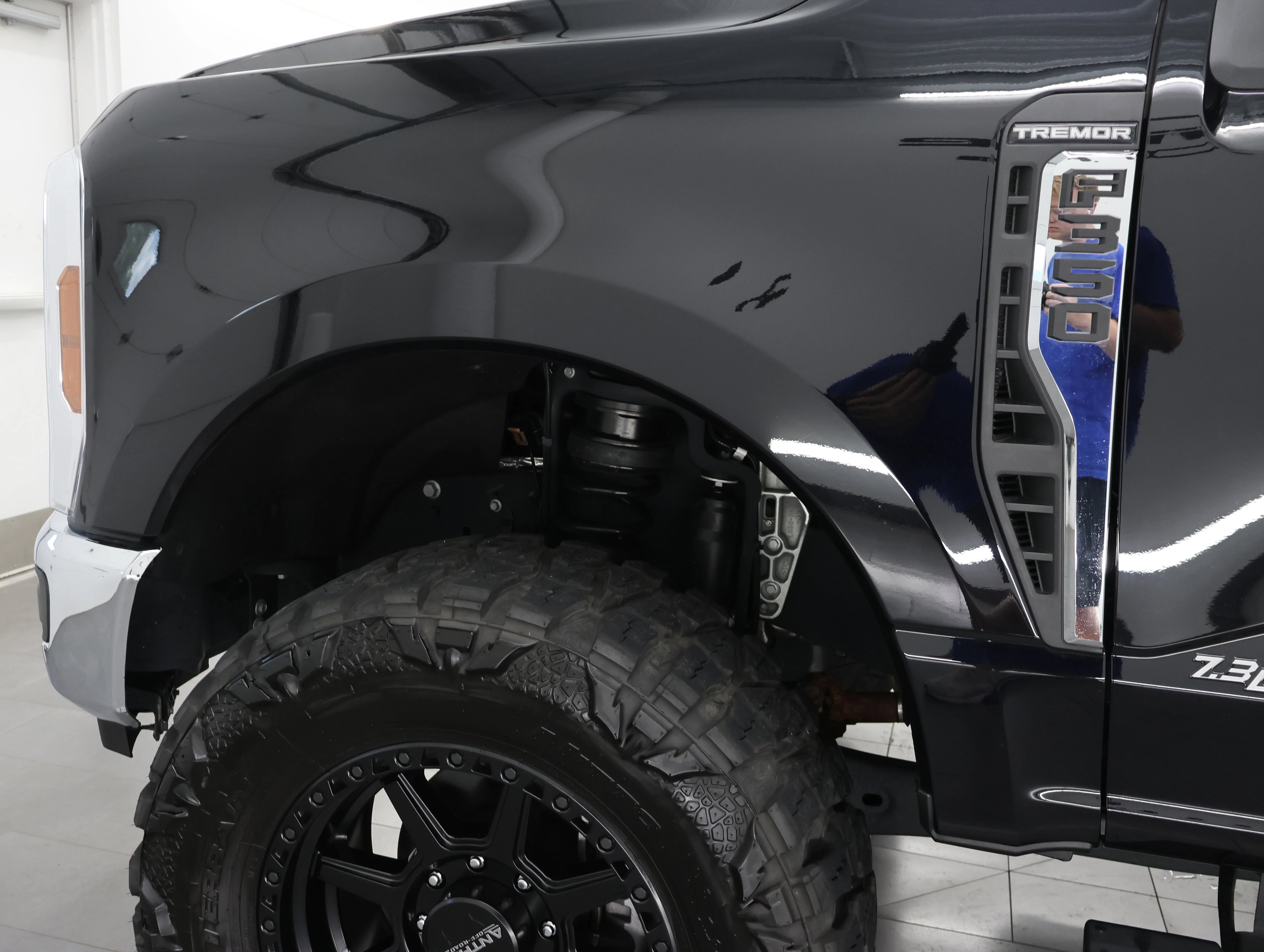 2025 Ford F-350 Super Duty XLT - Photo 30