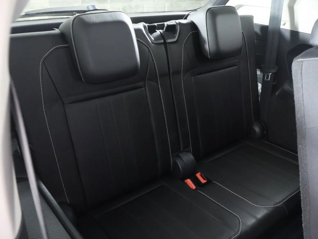 Used 2023 Gray Volkswagen 2.0T SE image 34