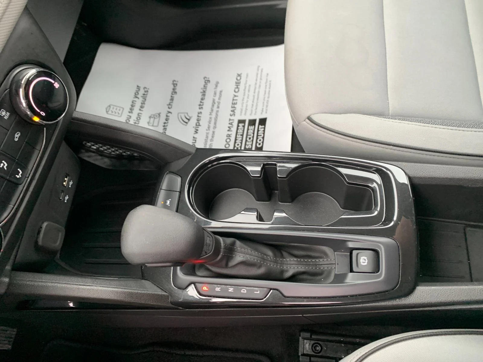 Used 2024 Summit White Chevrolet LS image 23