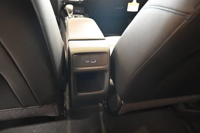 New 2026 Summit White Chevrolet LT image 26