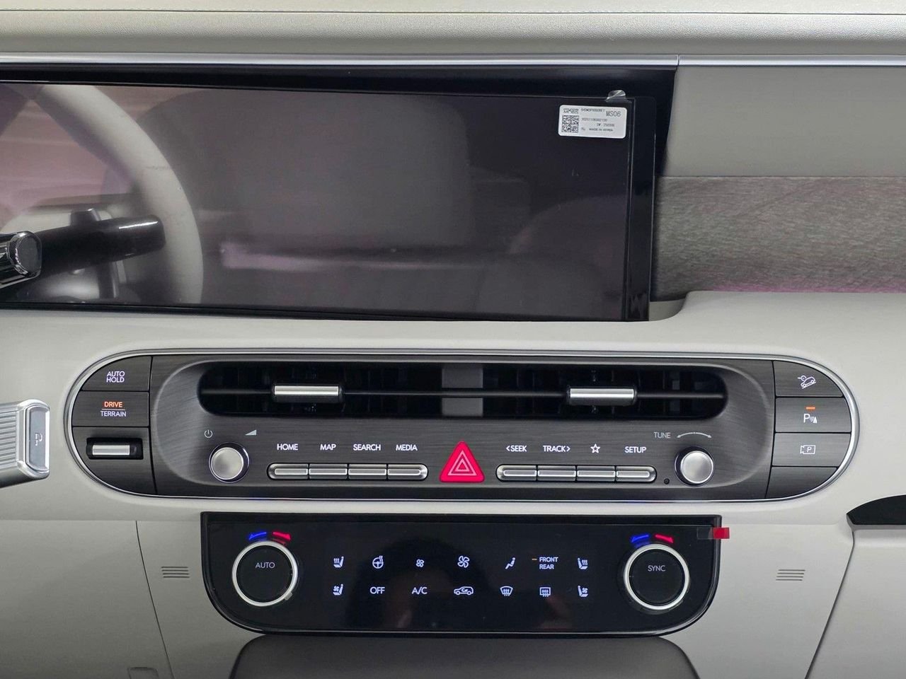 New 2026 Creamy White Pearl Hyundai SEL Premium AWD image 26