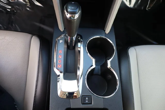 Used 2016 Summit White GMC Denali image 35