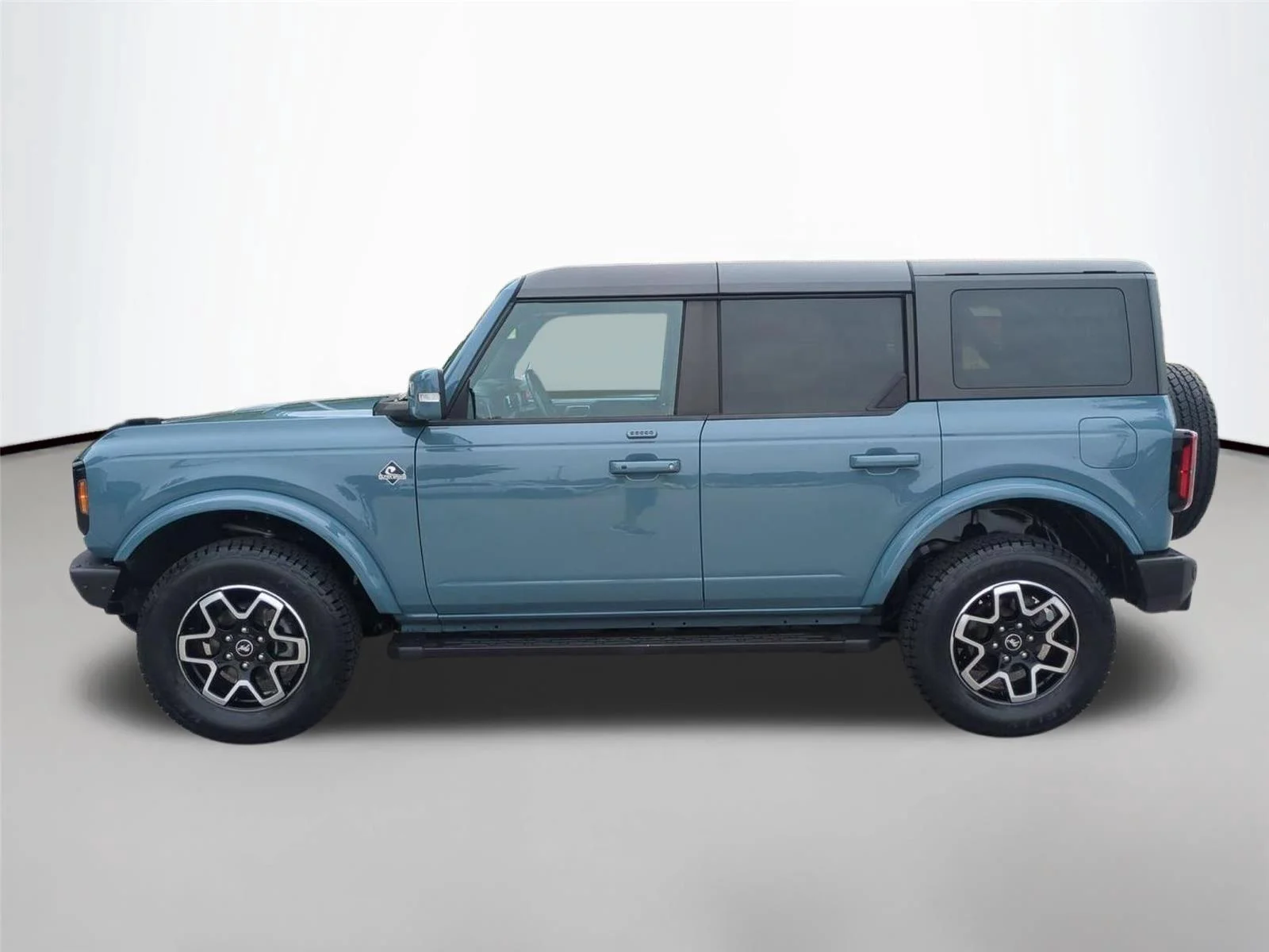 Used 2022 Area 51 Ford Outer Banks image 2