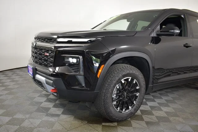 Used 2026 Black Chevrolet Z71 image 2