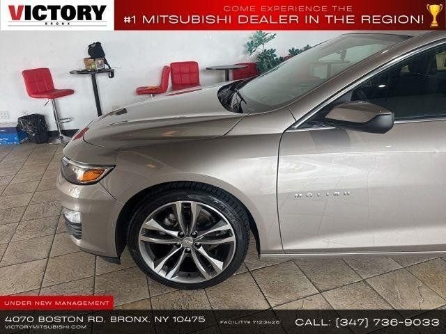 Used 2022 Gray Chevrolet LT image 23