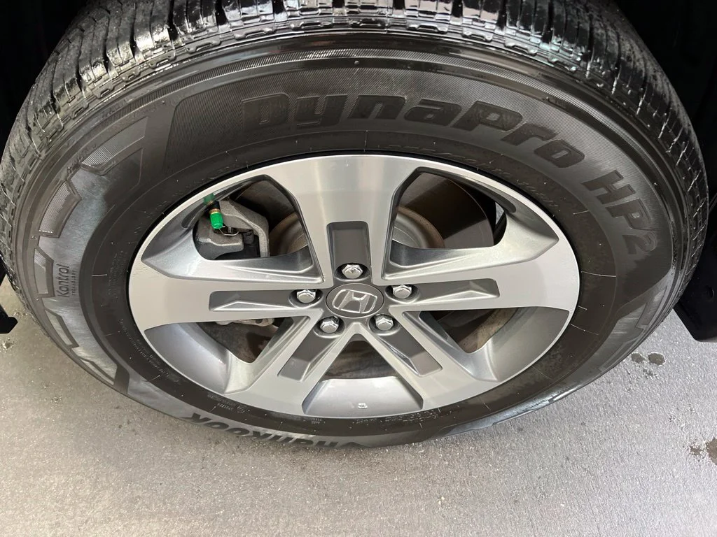 2025 Honda Pilot EX-L - Photo 28