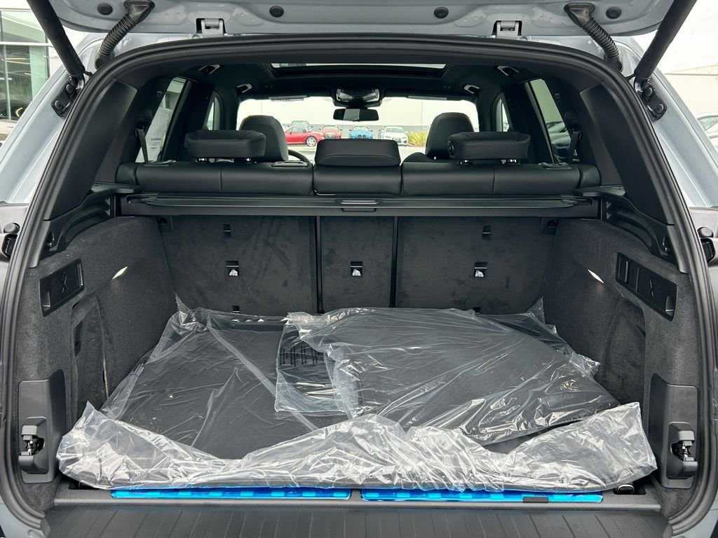 New 2026 Brooklyn Grey Metallic BMW xDrive50e image 35