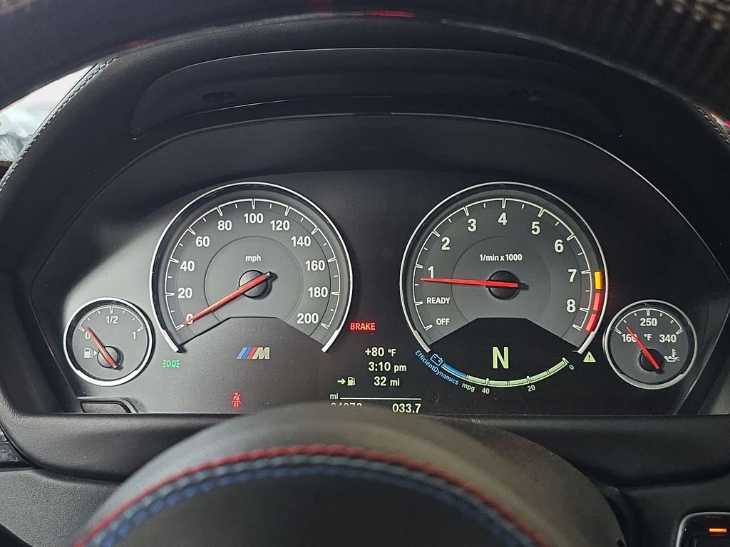 Used 2018 Yellow BMW Base image 21