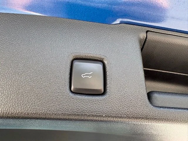 Used 2023 Blue Ford Active image 31