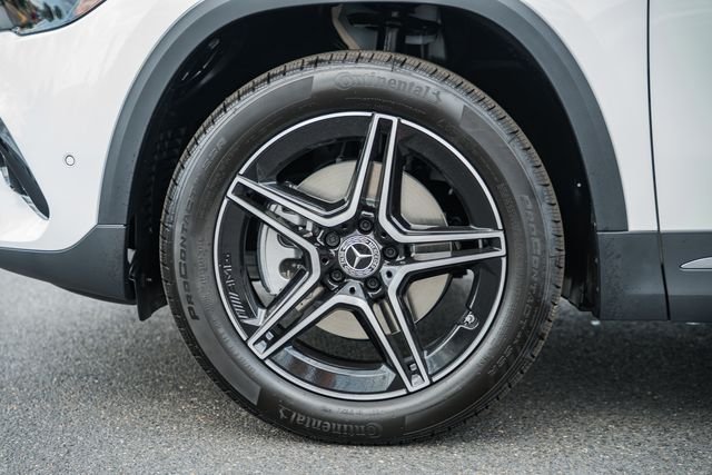New 2026 Polar White Mercedes-Benz GLA 250 image 18