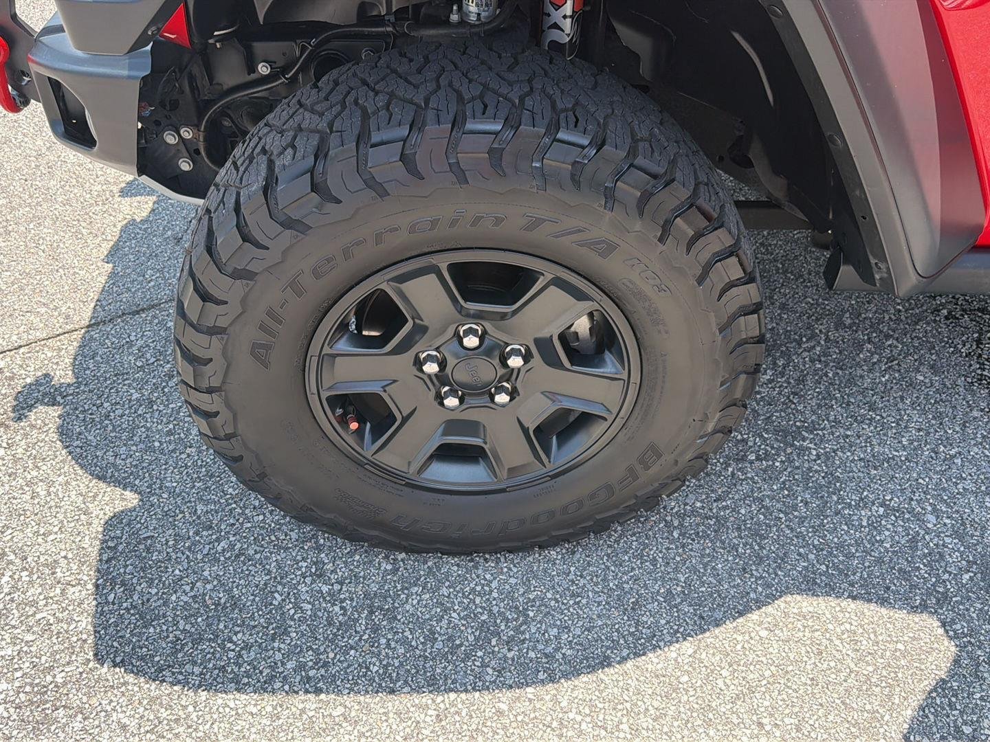 Used 2021 Firecracker Red Clearcoat Jeep Mojave image 38