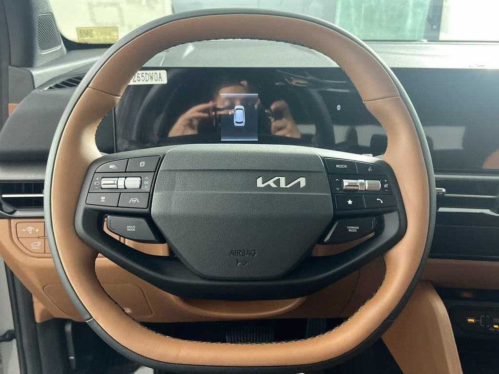 New 2026 Wolf Gray Kia X-Line image 17