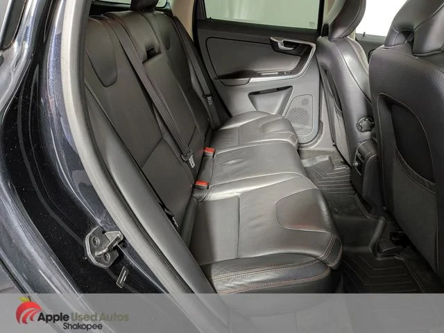 Used 2010 Gray Volvo 3.2 image 37