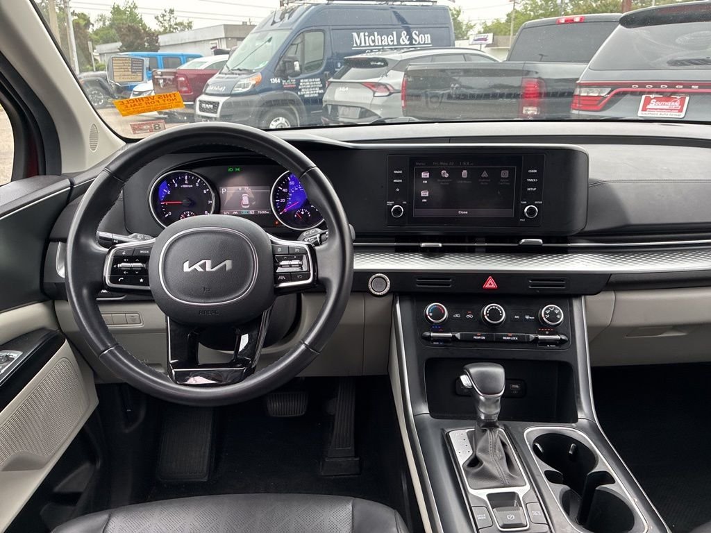 Used 2024 Red Kia LX image 23
