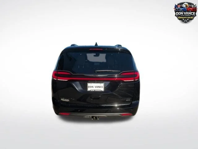 2026 Chrysler Pacifica Limited - Photo 4