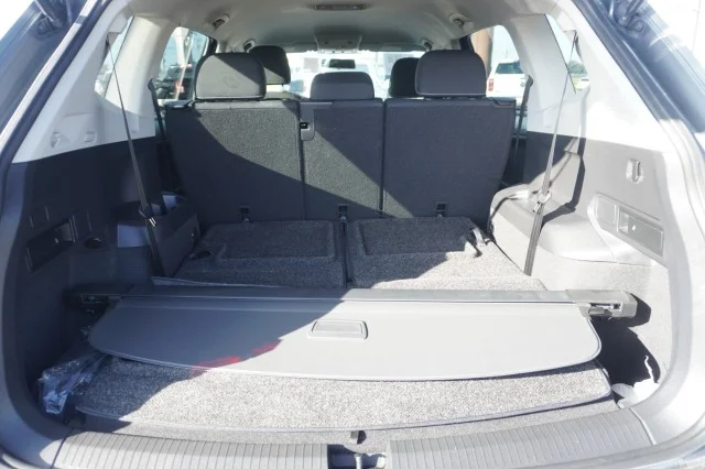 Used 2022 GRAY Volkswagen S image 10