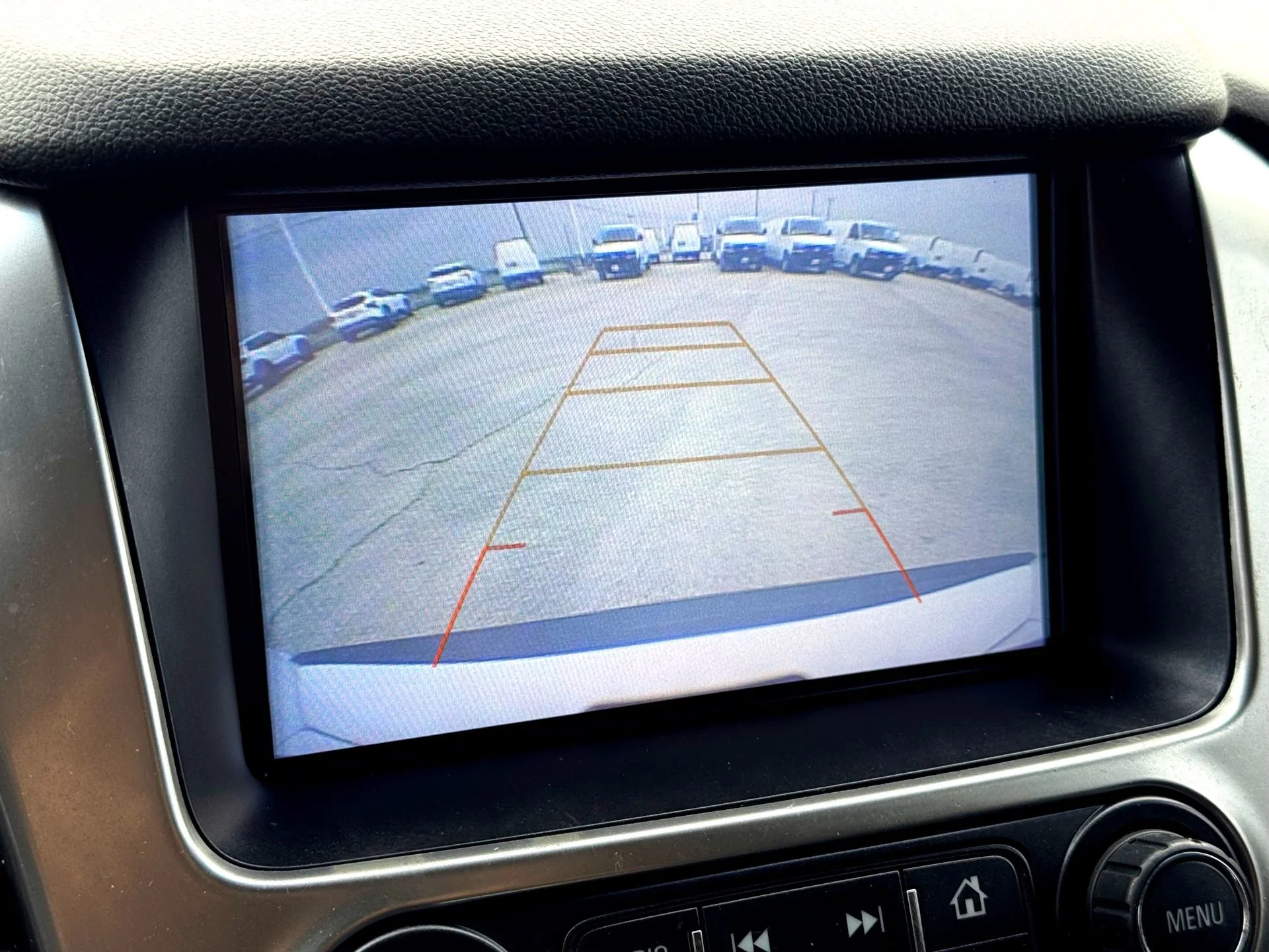 Used 2018 Summit White Chevrolet LS image 29