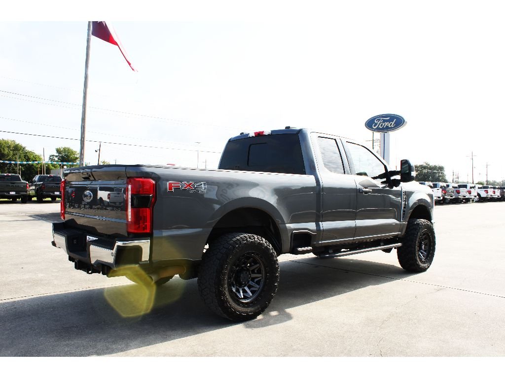Used 2023 CARBONIZED Ford LARIAT image 22