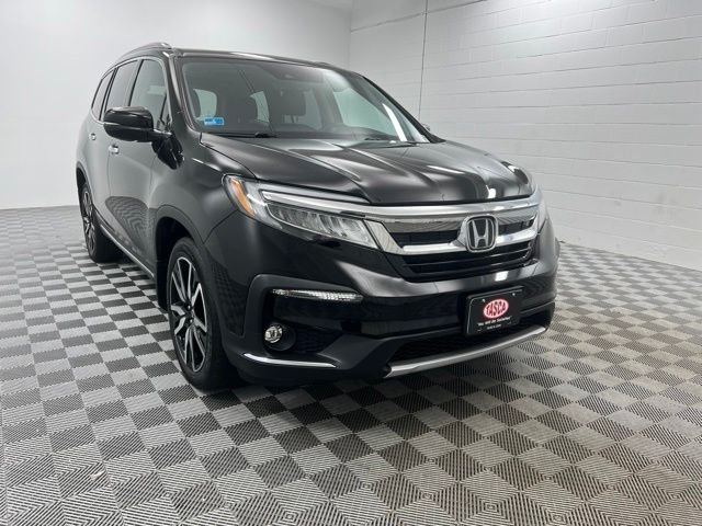 Used 2020 Black Honda Touring image 1