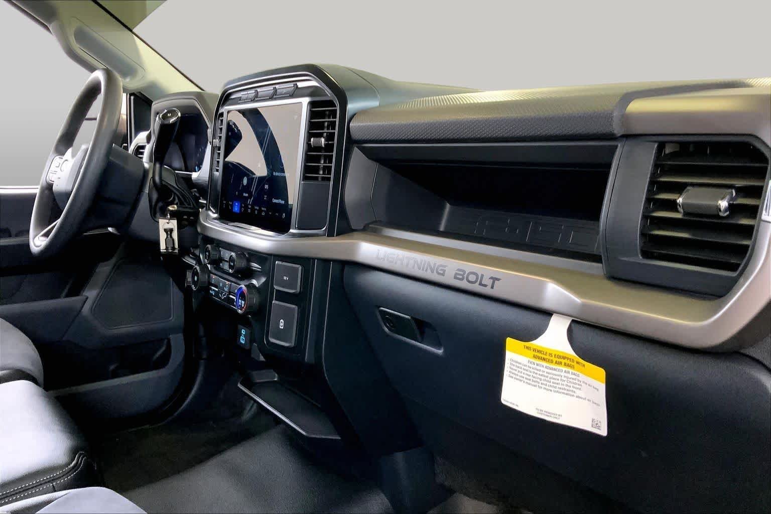 Used 2024 Agate Black Ford XL image 18