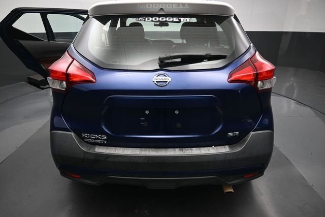 Used 2018 Blue Nissan SR image 2