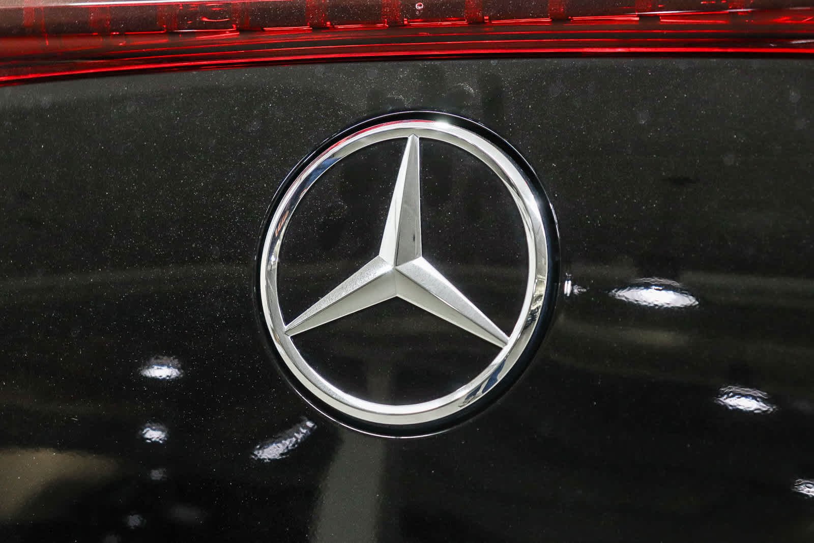 New 2027 Night Black Mercedes-Benz CLA 220 Hybrid image 8