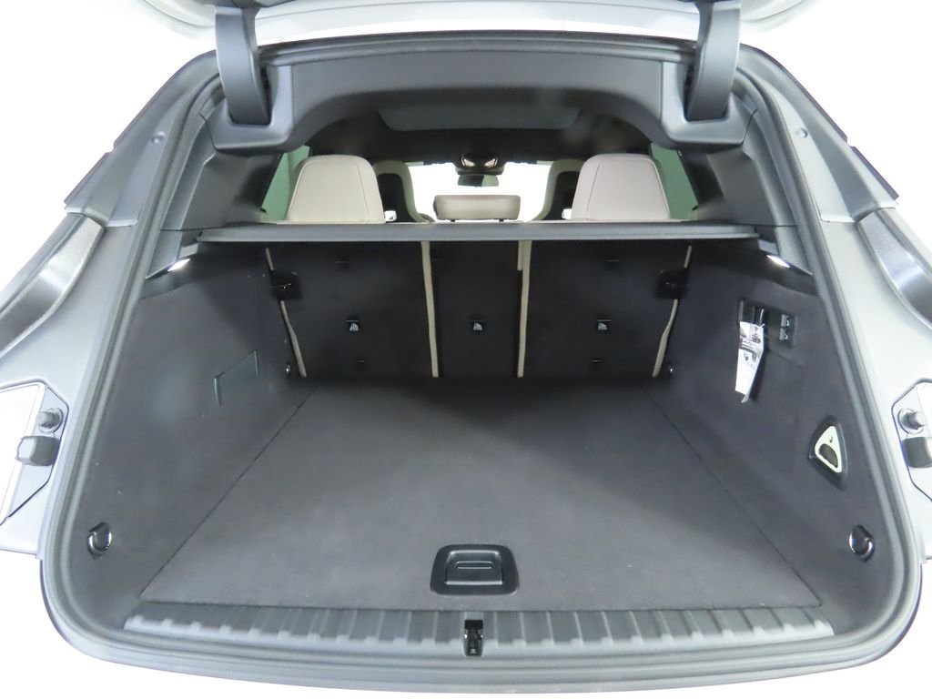 2026 BMW iX 60 - Photo 30