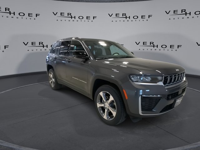 New 2026 Baltic Gray Metallic Clear-Coat Exterior Paint Jeep Limited image 2