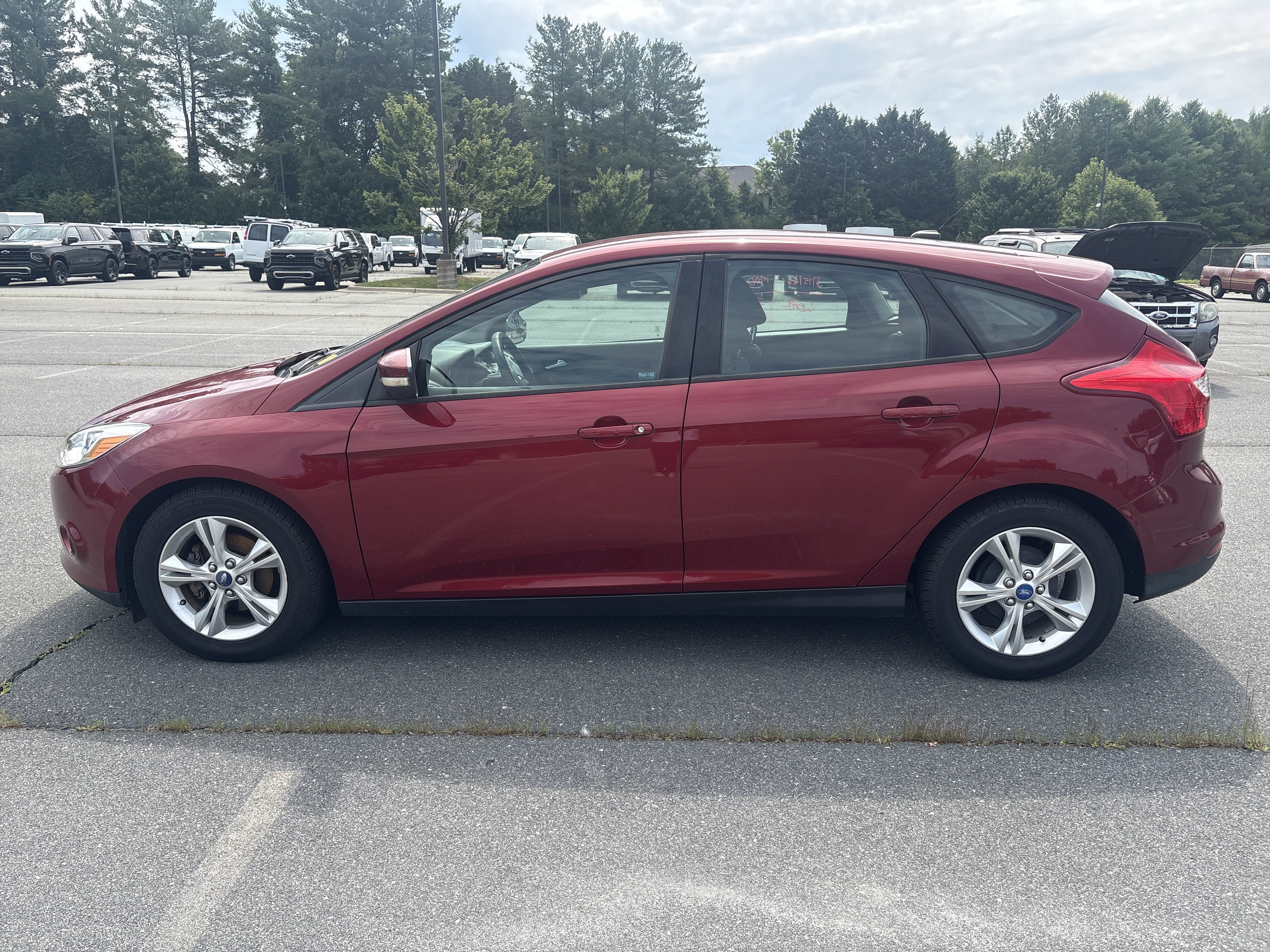 Used 2013 Ford Focus SE with VIN 1FADP3K2XDL188310 for sale in Boone, NC