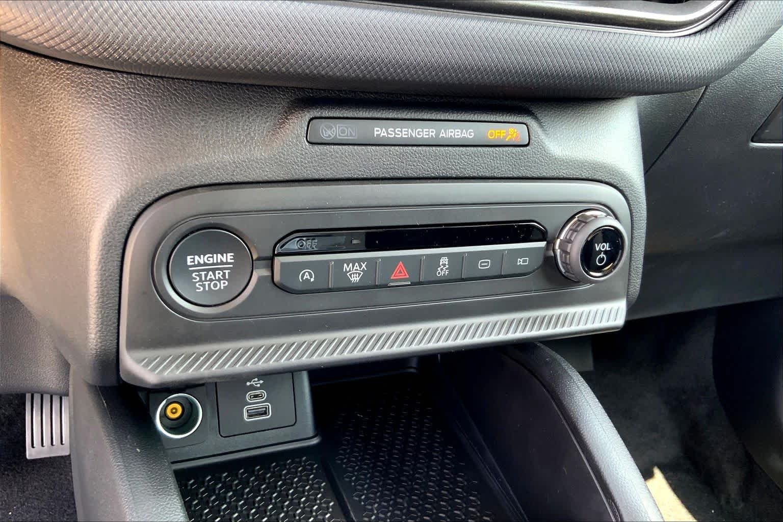 New 2026 Carbonized Gray Metallic Ford Big Bend® image 17