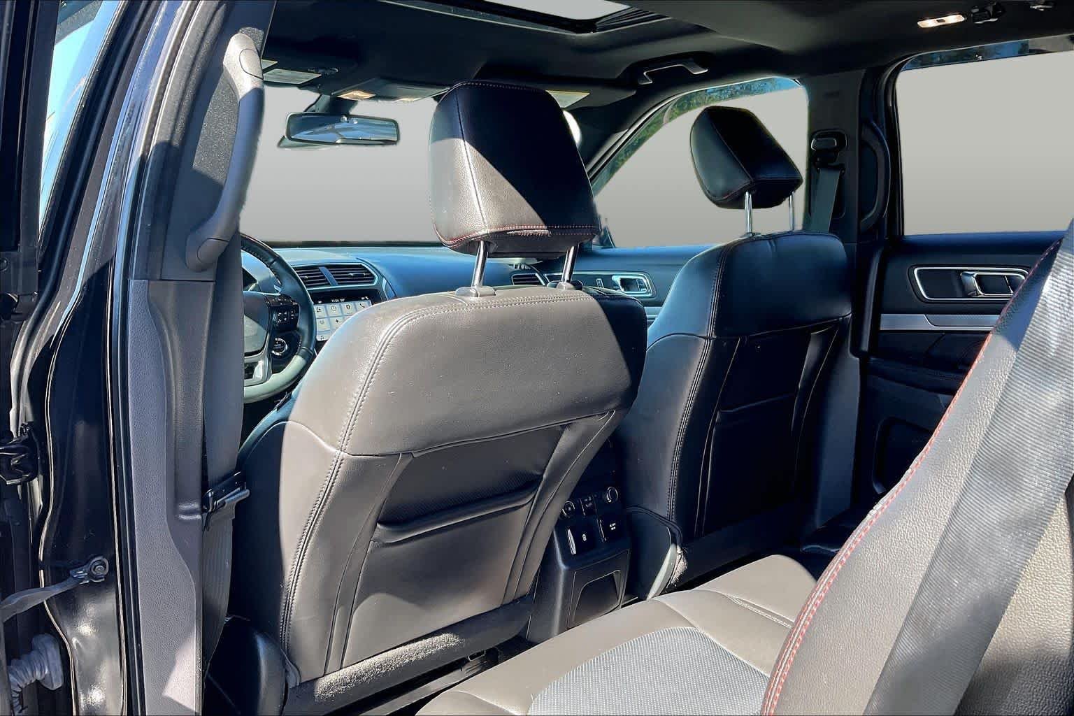 Used 2018 Shadow Black Ford Sport image 22