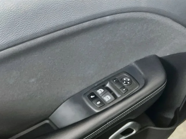 2022 Dodge Challenger R/T - Photo 13