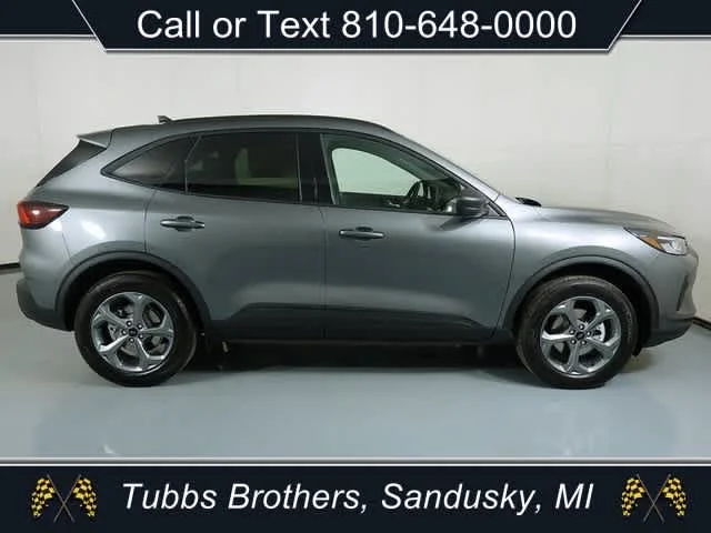 2026 Ford Escape ST-Line - Photo 13