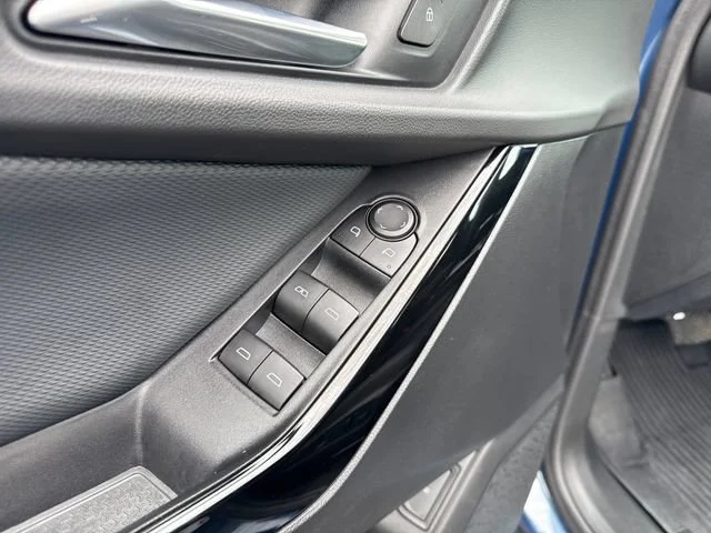 Used 2026 Lakeshore Blue Metallic Chevrolet LT image 12