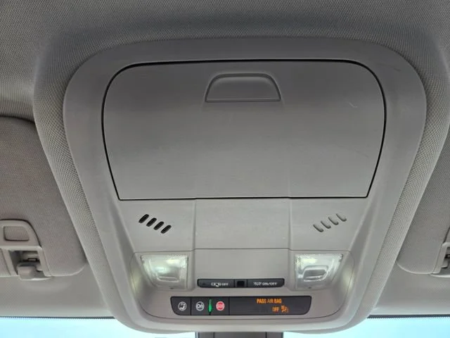 Used 2023 Summit White Chevrolet LT image 26
