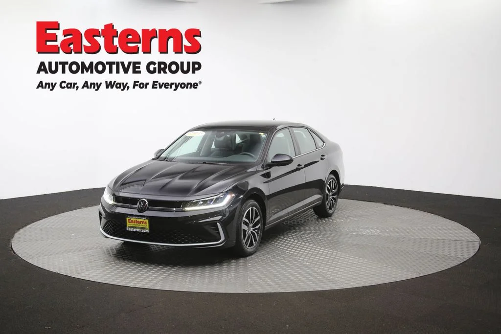 Used 2025 Black Volkswagen 1.5T SE image 55