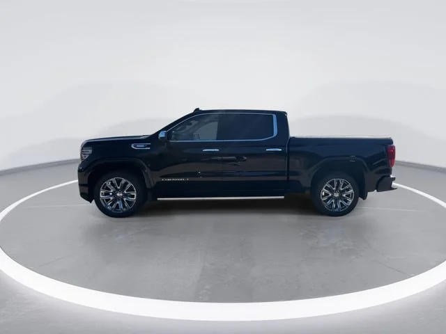 Used 2024 Black GMC Denali image 4