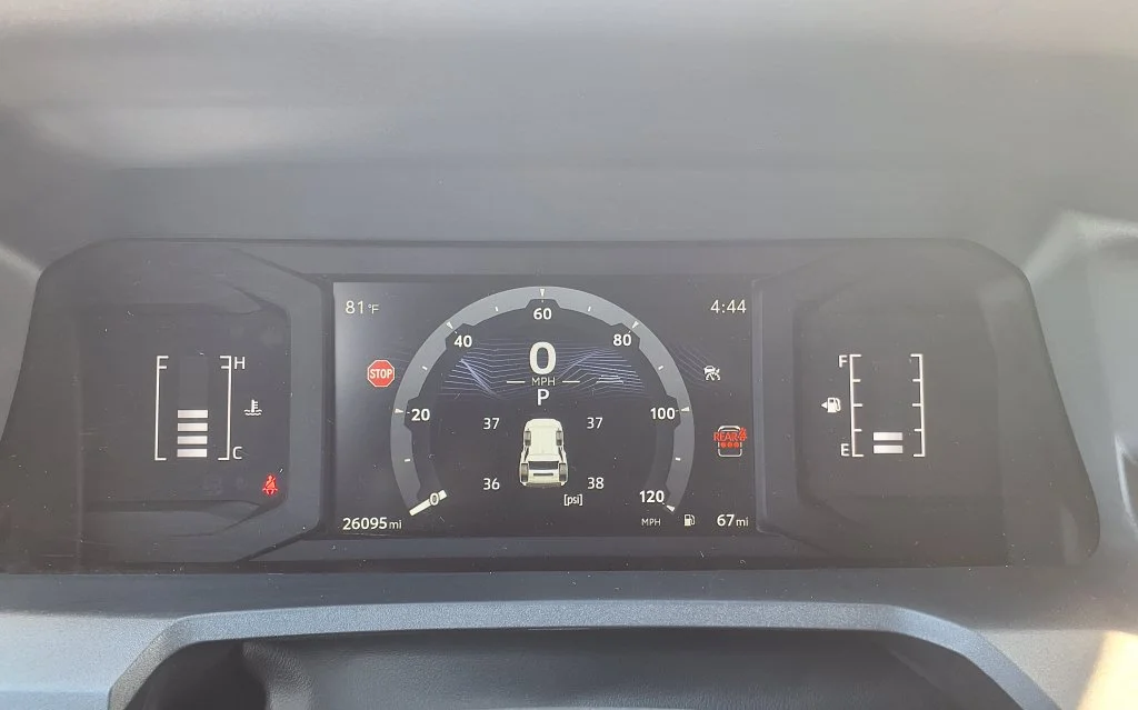 Used 2025 Silver Toyota SR5 image 29