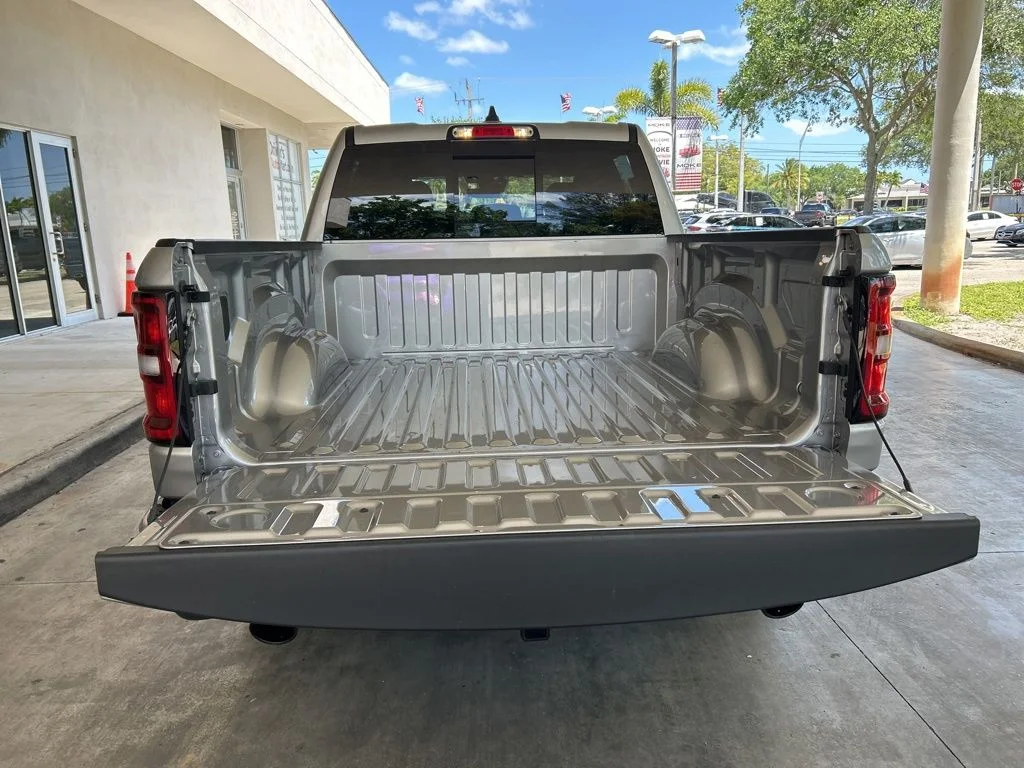Used 2025 Silver Ram Big Horn/Lone Star image 37