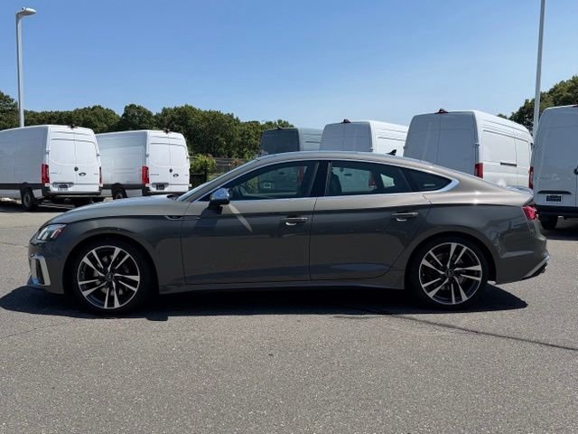 Used 2023 Gray Audi Premium Plus image 4