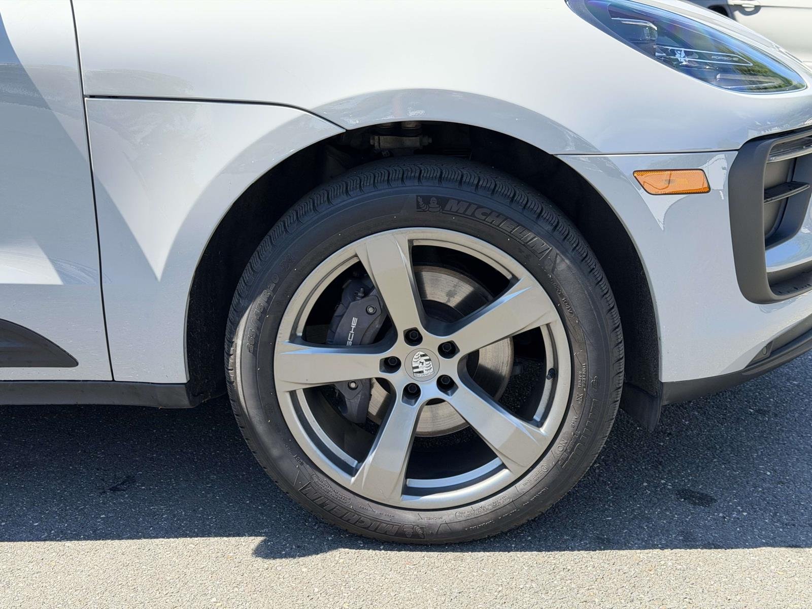Certified Used 2024  Porsche  image 9