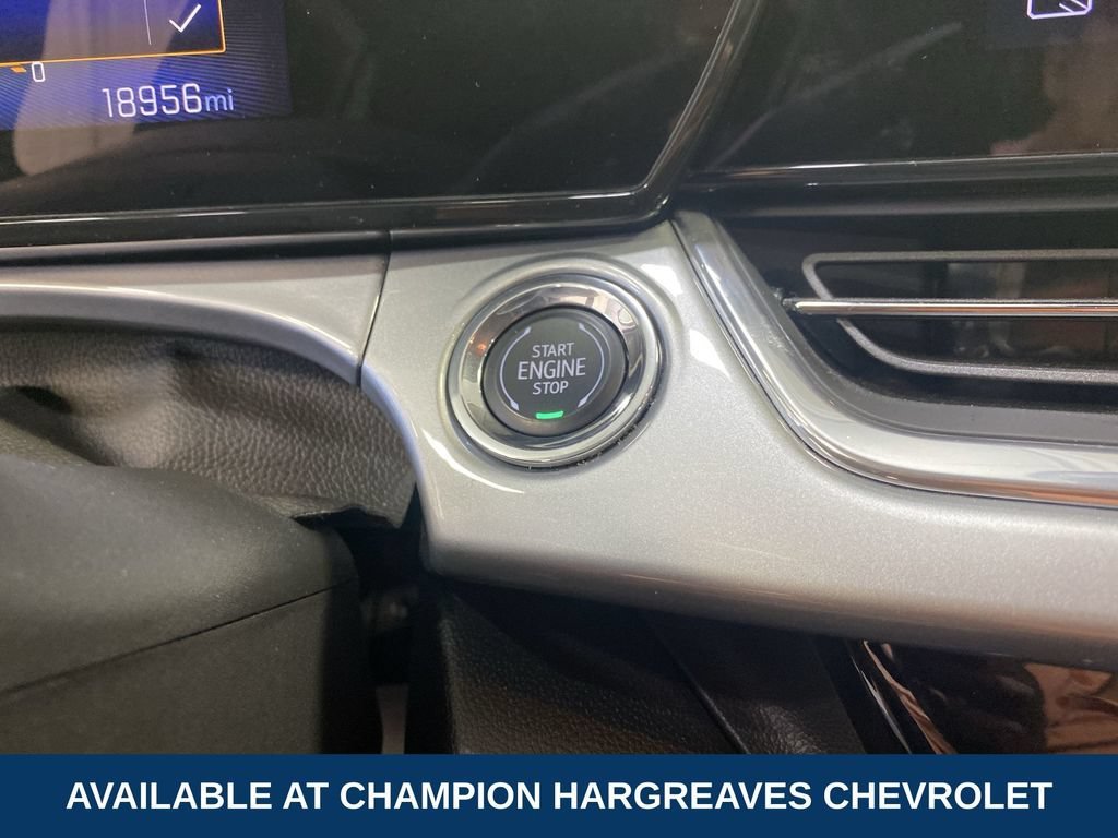 Used 2024 Summit White Chevrolet LT image 22